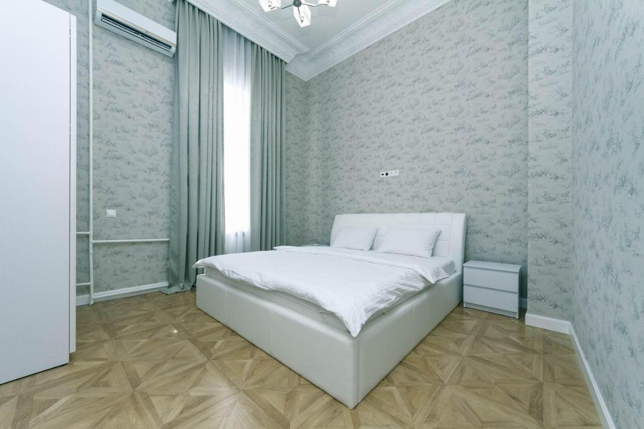 Vip Near Premier Palace & Arena City 基輔 外观 照片